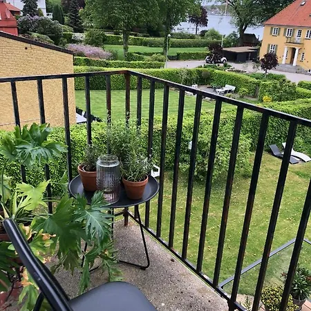 Sundkig Fra 1. Sal